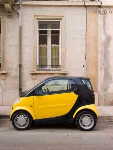 Electric Car Companies to Use iPhone Apps to Monitor Charge Image